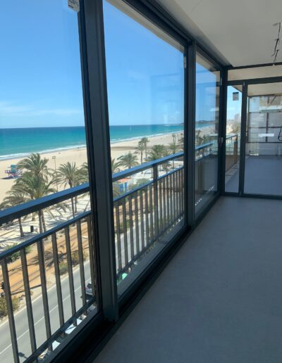 ventanas aluminio para terraza frente al mar - cerramiento ventanas aluminio playa san juan alicante aluyglass soluciones (8)